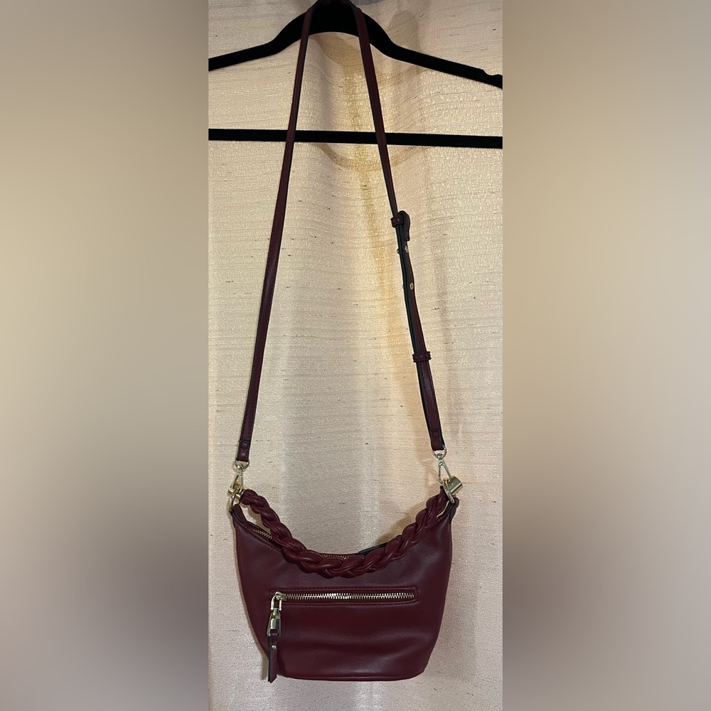 INC purse - Picture 2 of 8